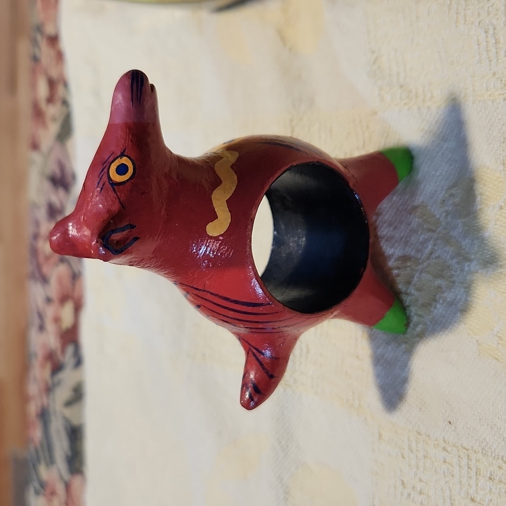 Victor Bonomo vintage wooden feel animal themed napkin ring tropical look - Picture 5 of 8